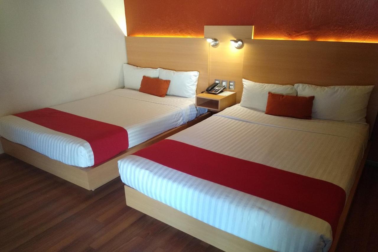 Hotel Villa Del Sol Expo Гуадалахара Екстериор снимка
