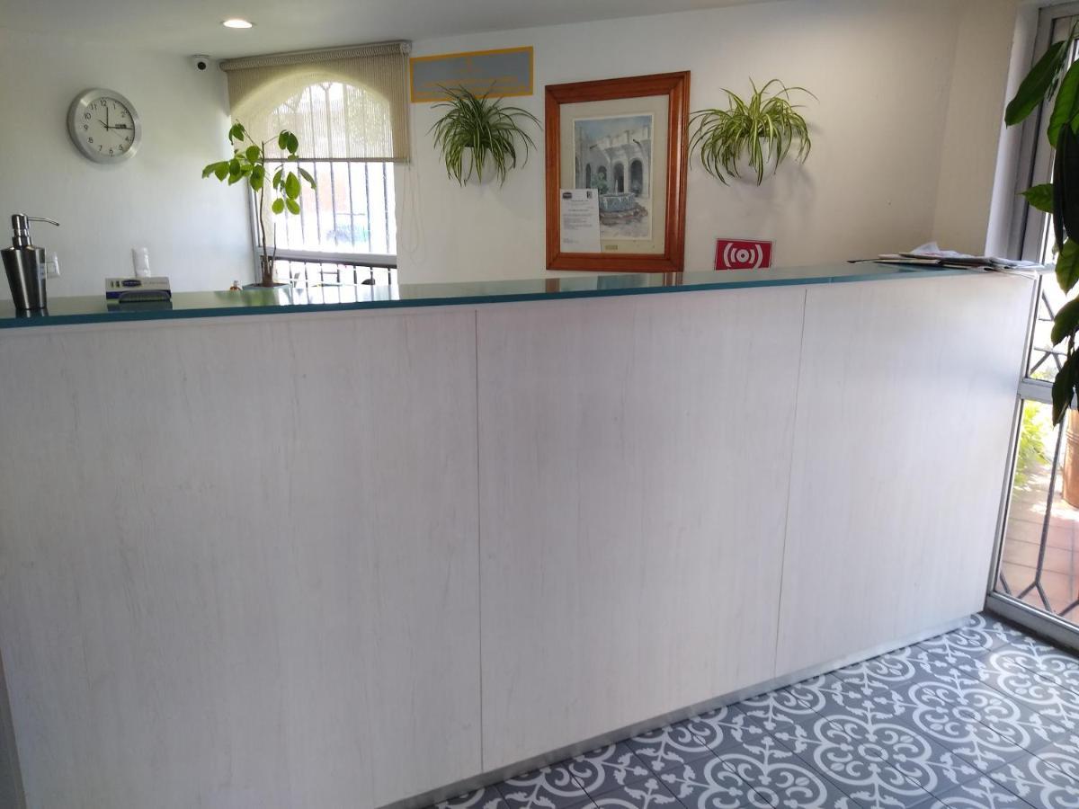 Hotel Villa Del Sol Expo Гуадалахара Екстериор снимка