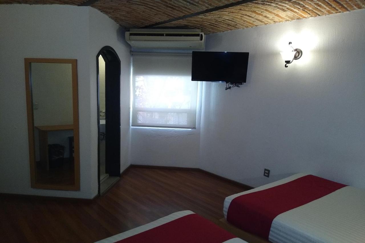 Hotel Villa Del Sol Expo Гуадалахара Екстериор снимка